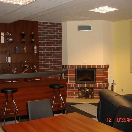 Sporthotel Vestec Экстерьер фото